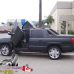Chevrolet Avalanche 2003-2006 Lambo Vertical Doors Kit - VDCCHEVYAVAL0306 - Image 9
